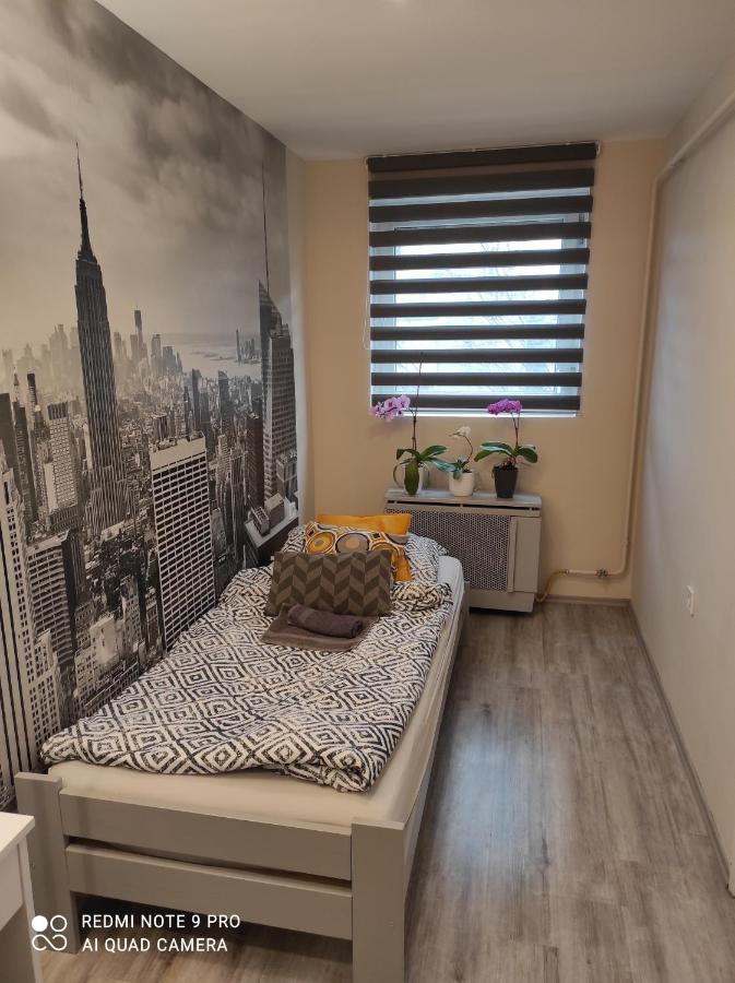 Baross Apartman Kaposvár Exterior foto