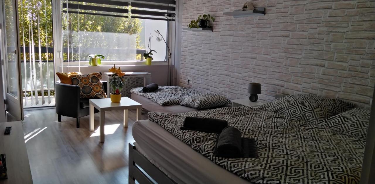 Baross Apartman Kaposvár Exterior foto